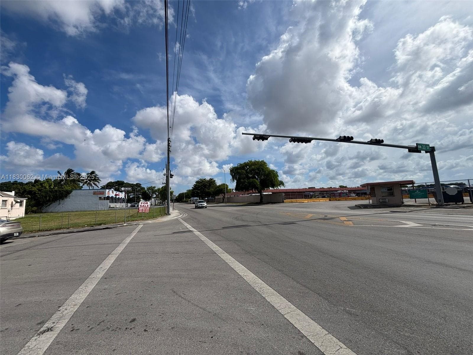3186 NW 33rd St, Miami FL 33142 — 10