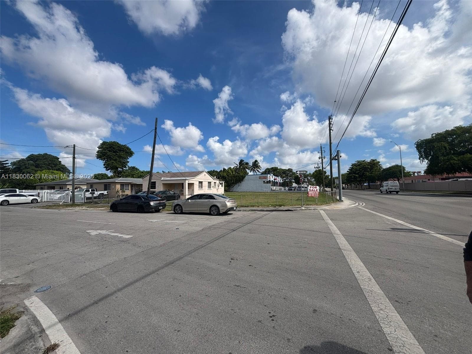 3186 NW 33rd St, Miami FL 33142 — 4