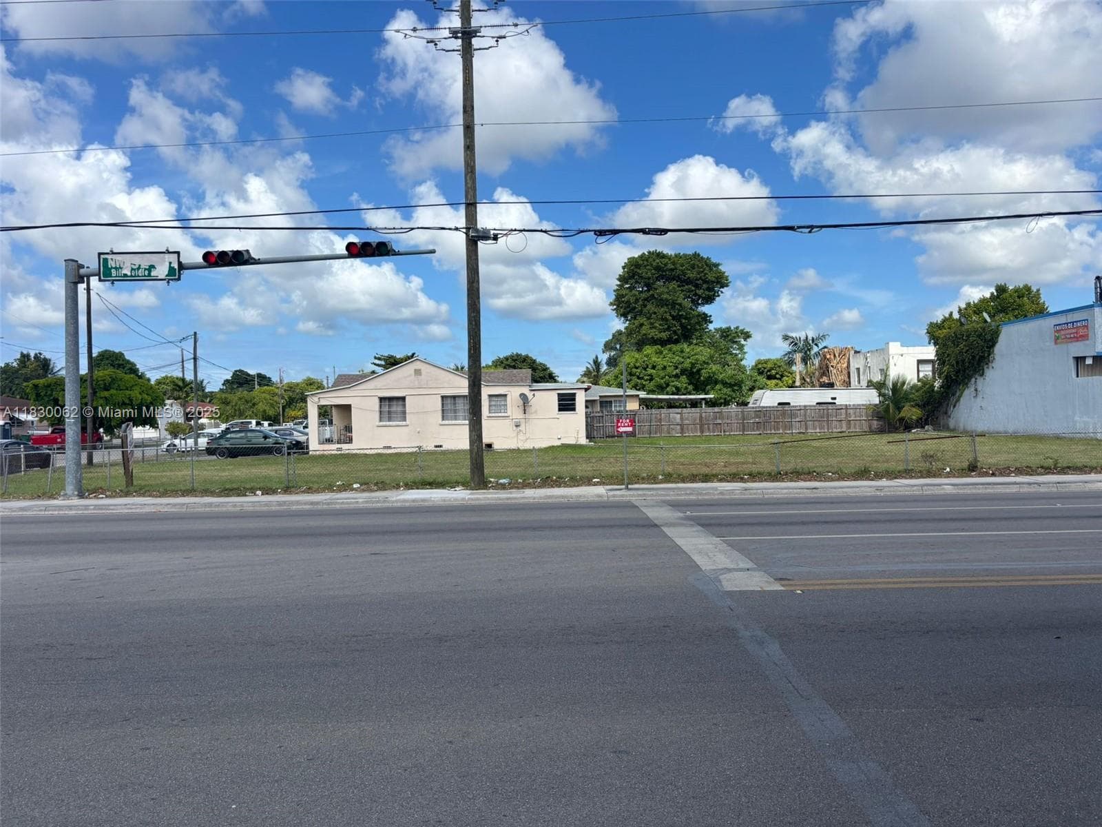 3186 NW 33rd St, Miami FL 33142 — 8