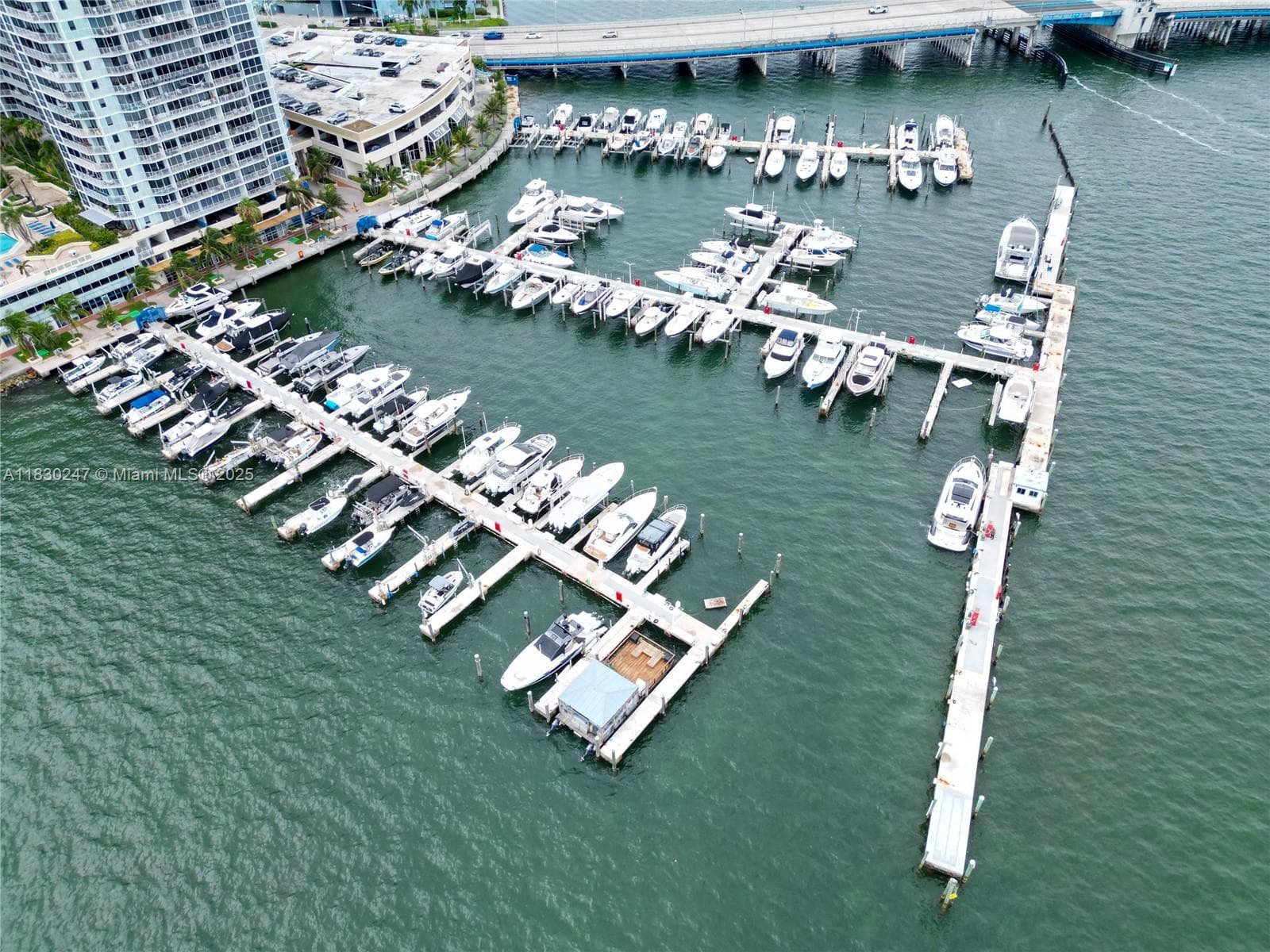 7601 E Treasure Dr #C-108, North Bay Village FL 33141 — 3
