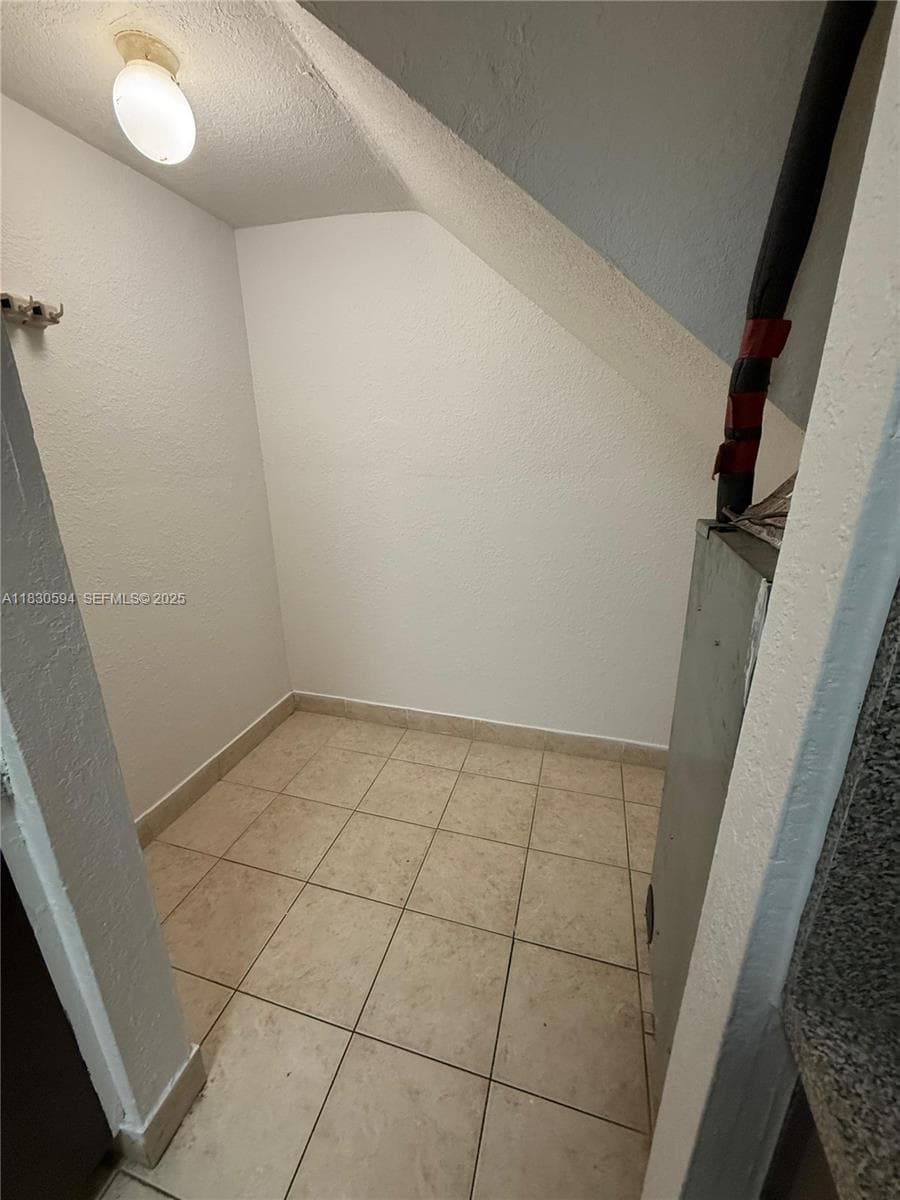 1305 W 53rd St # 406, Hialeah FL 33012 — 5