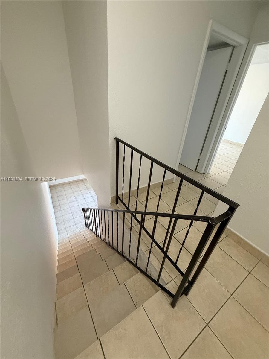 1305 W 53rd St # 406, Hialeah FL 33012 — 20