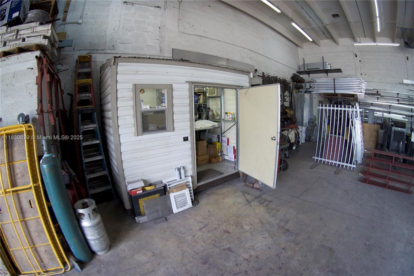4471 SW 75th Ave, Miami FL 33155 — 12