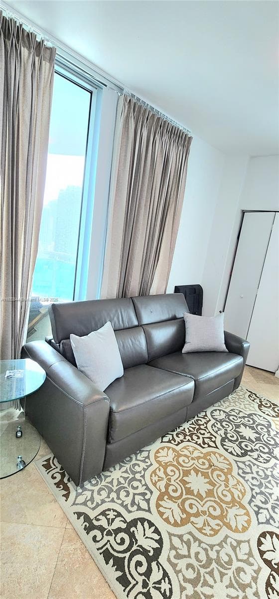 350 S Miami Ave # 3214, Miami FL 33130 — 26