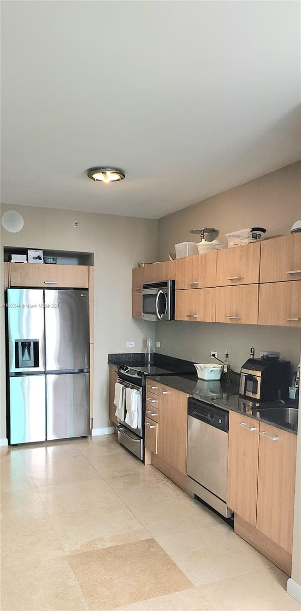 350 S Miami Ave # 3214, Miami FL 33130 — 28