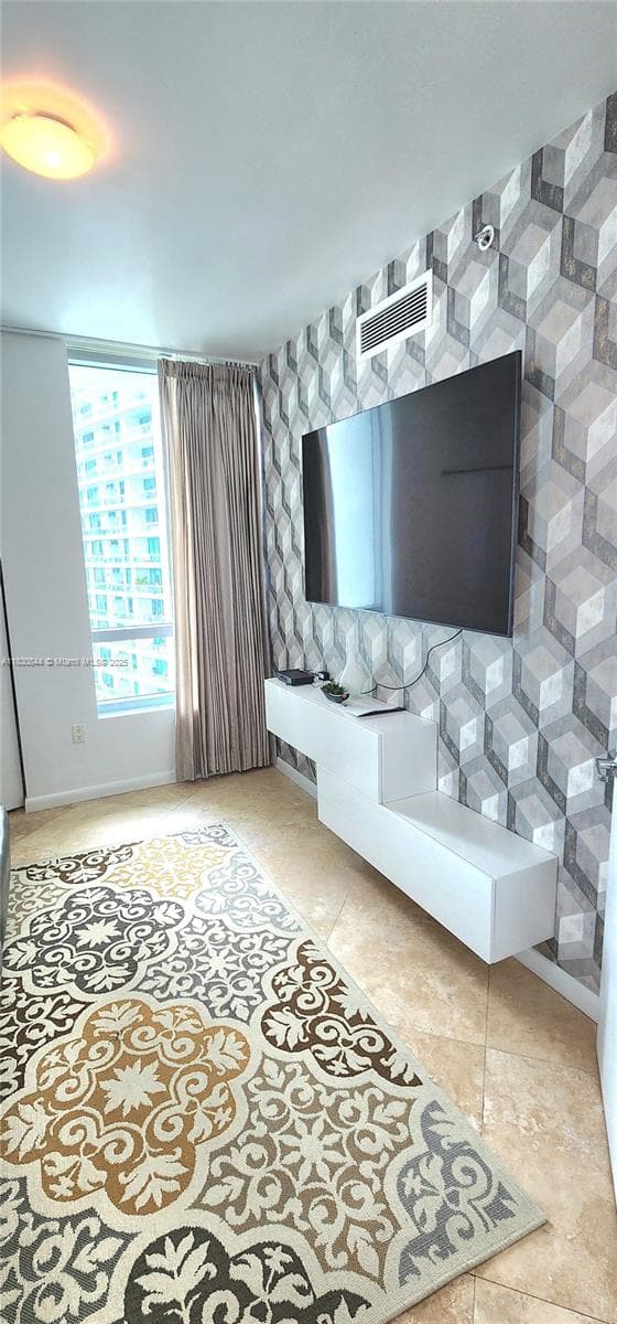 350 S Miami Ave # 3214, Miami FL 33130 — 24