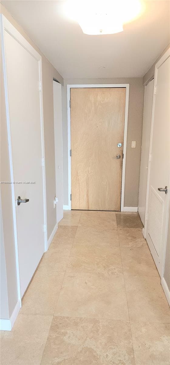350 S Miami Ave # 3214, Miami FL 33130 — 31