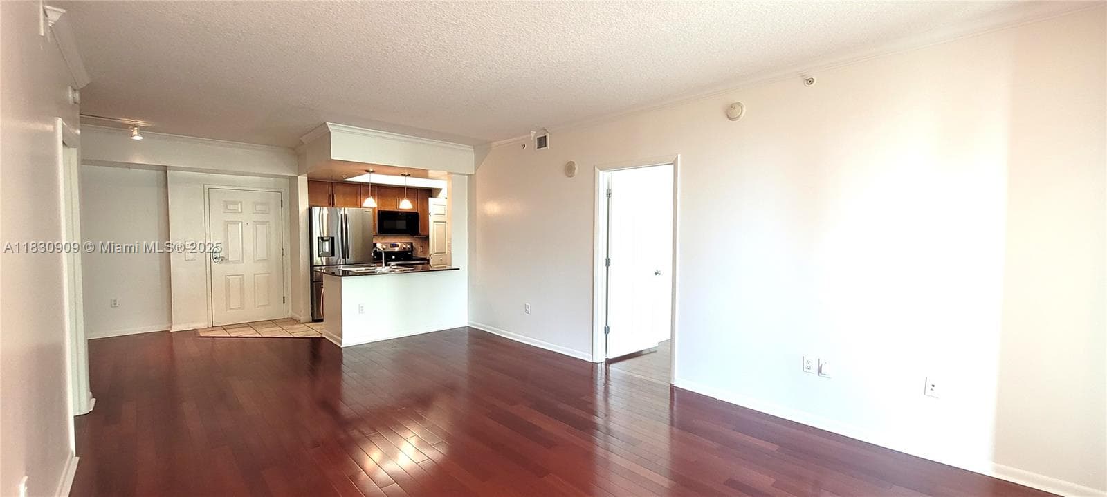 2000 N Bayshore Dr # 509, Miami FL 33137 — 22
