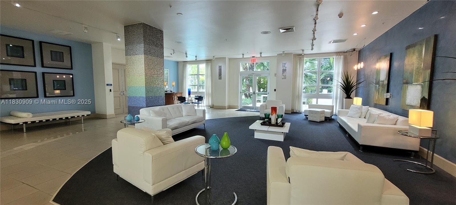2000 N Bayshore Dr # 509, Miami FL 33137 — 73