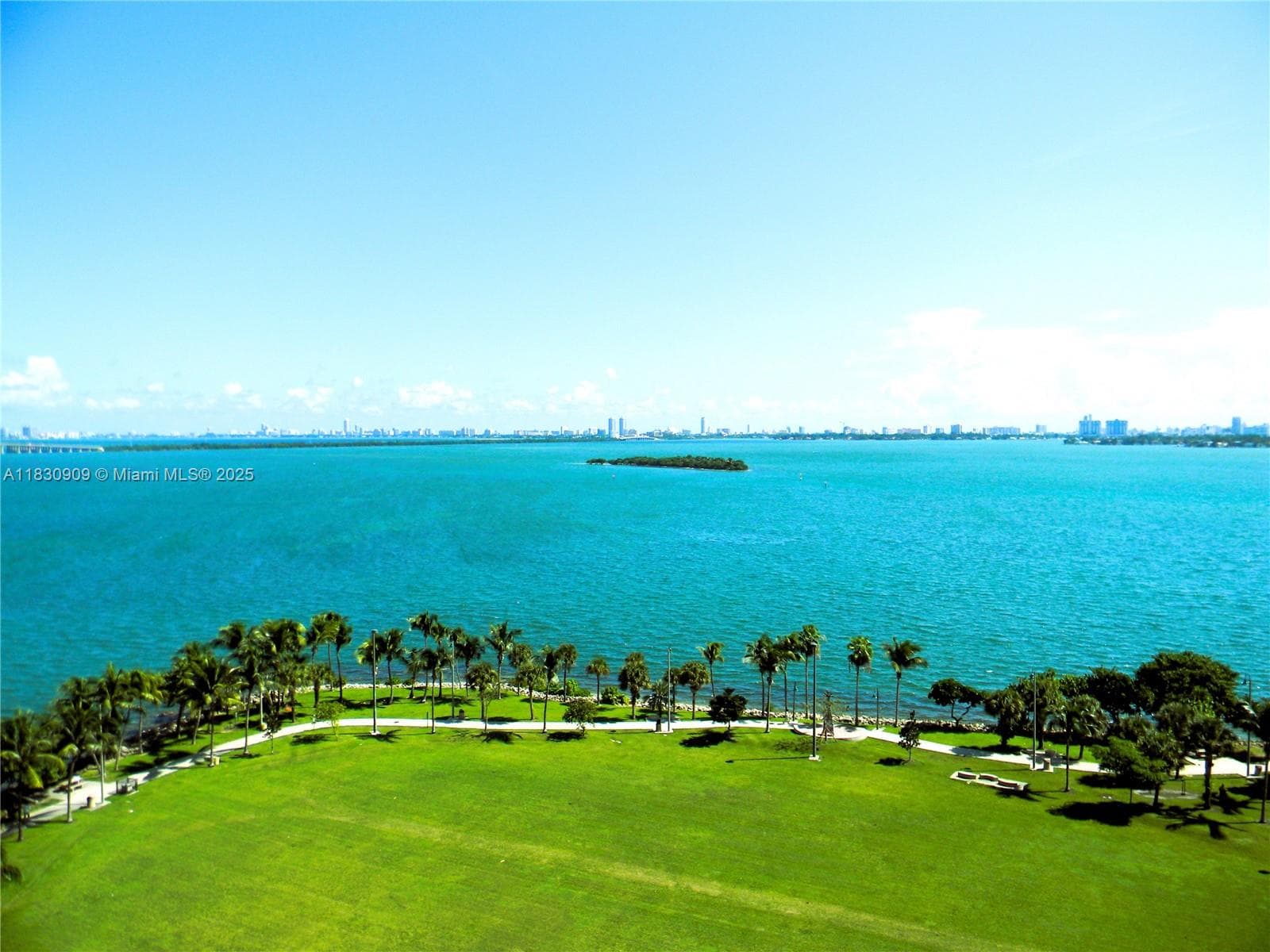 2000 N Bayshore Dr # 509, Miami FL 33137 — 89