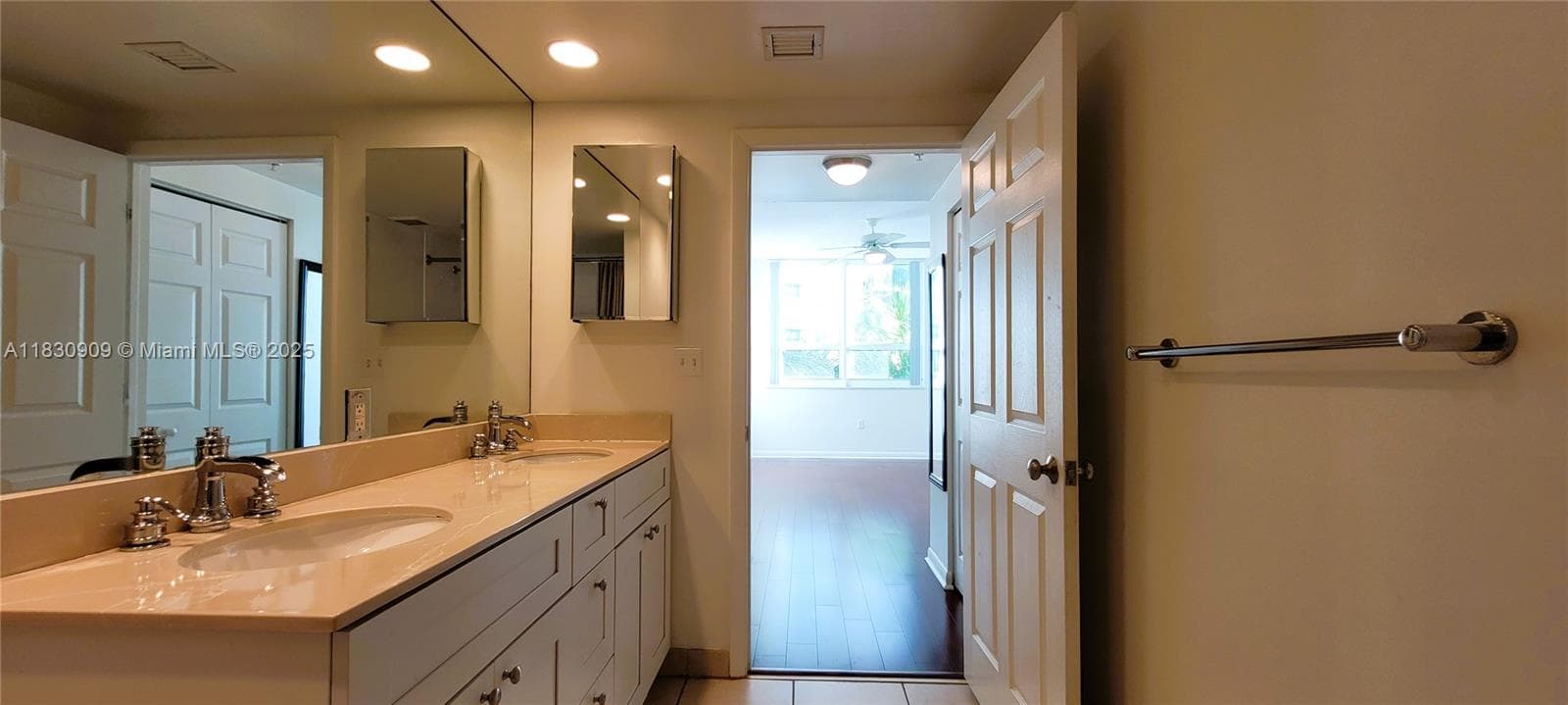2000 N Bayshore Dr # 509, Miami FL 33137 — 18