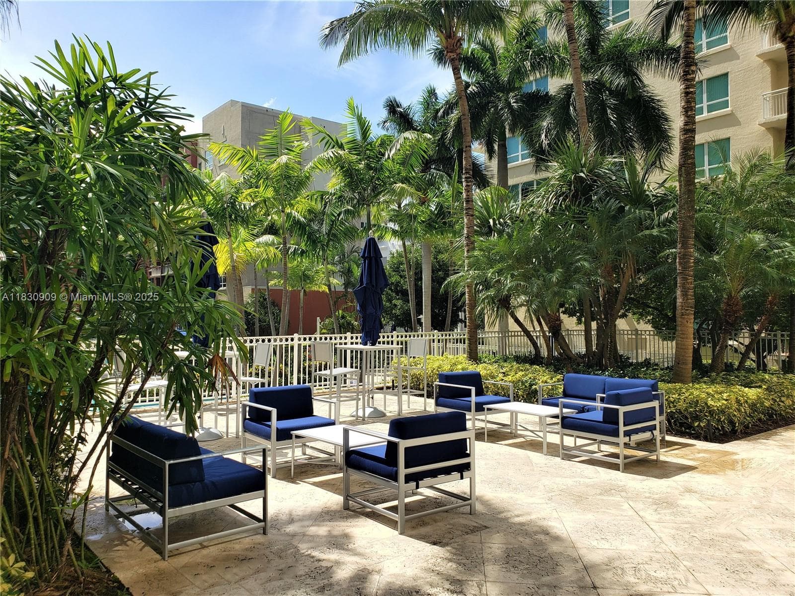 2000 N Bayshore Dr # 509, Miami FL 33137 — 58