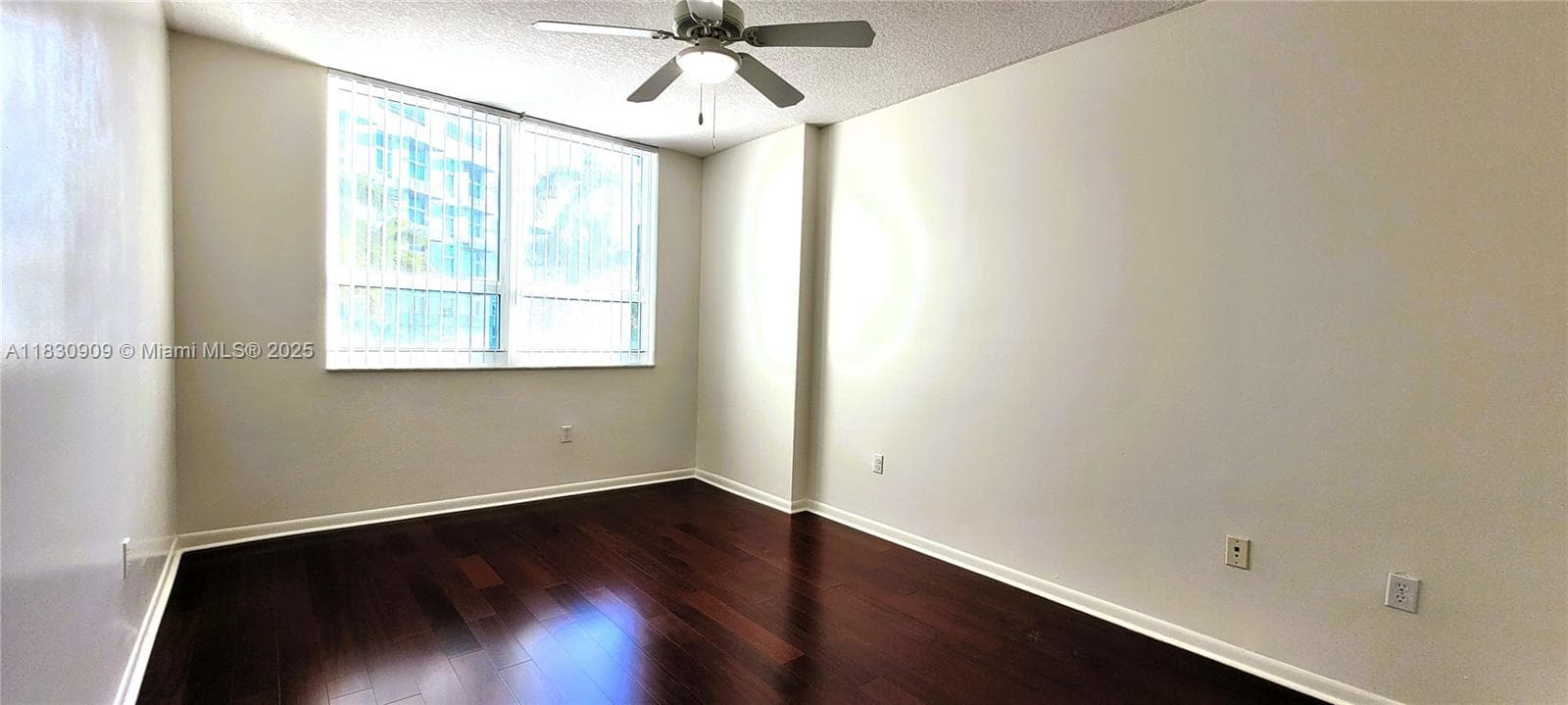 2000 N Bayshore Dr # 509, Miami FL 33137 — 37
