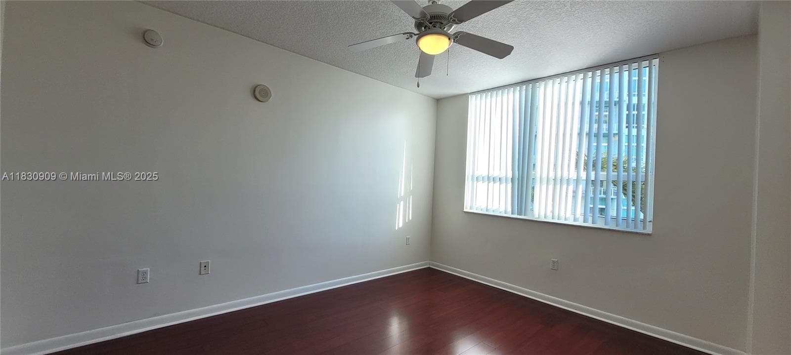2000 N Bayshore Dr # 509, Miami FL 33137 — 11