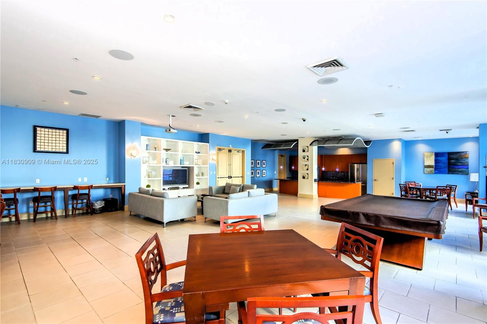 2000 N Bayshore Dr # 509, Miami FL 33137 — 60