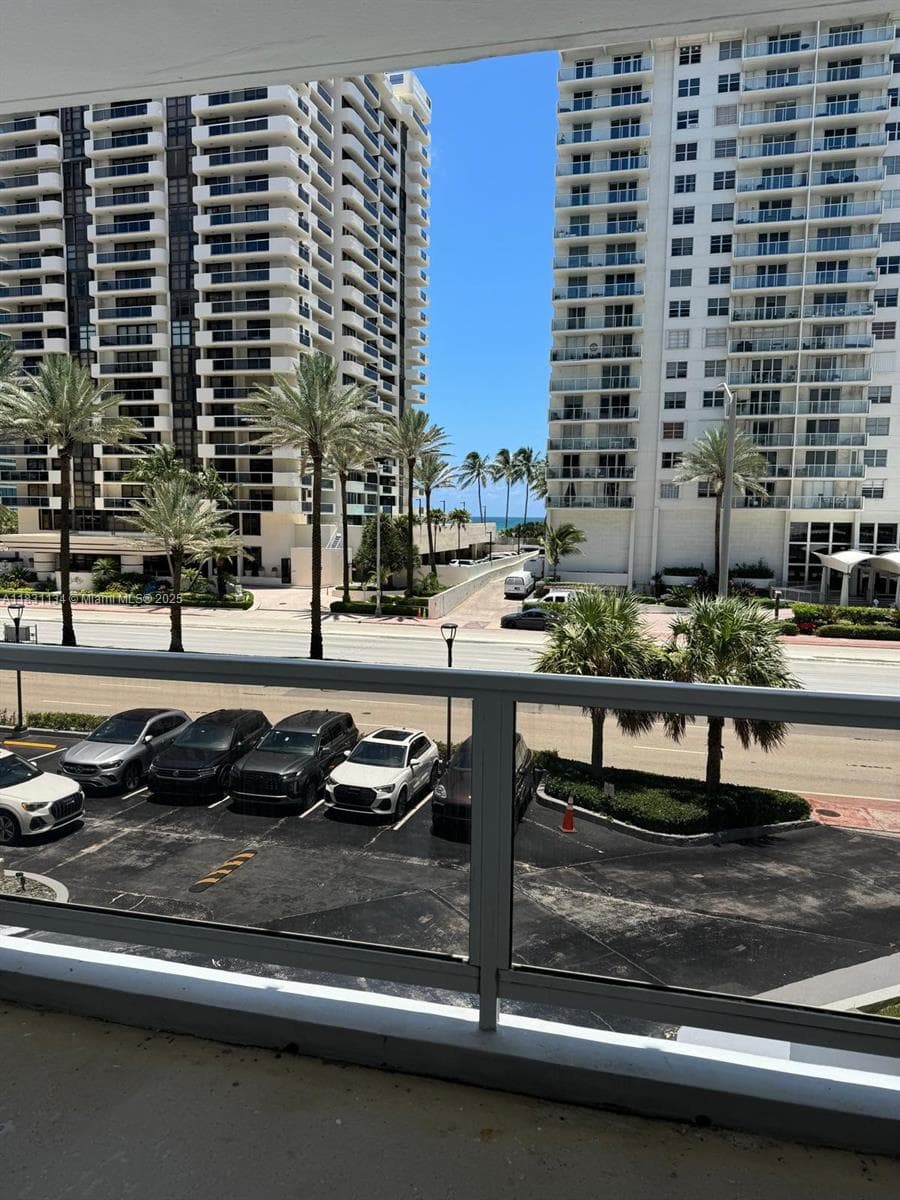 5700 Collins Ave # 3C, Miami Beach FL 33140 — 1