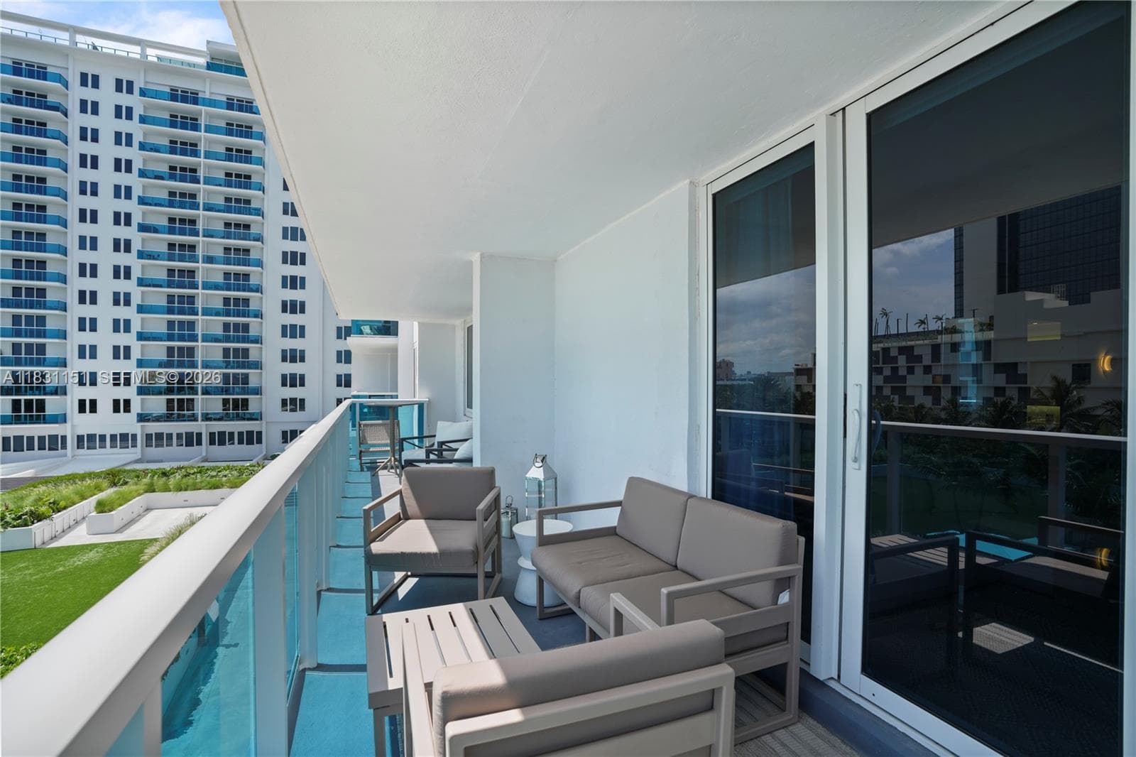 2301 Collins Ave # 407, Miami Beach FL 33139 — 40