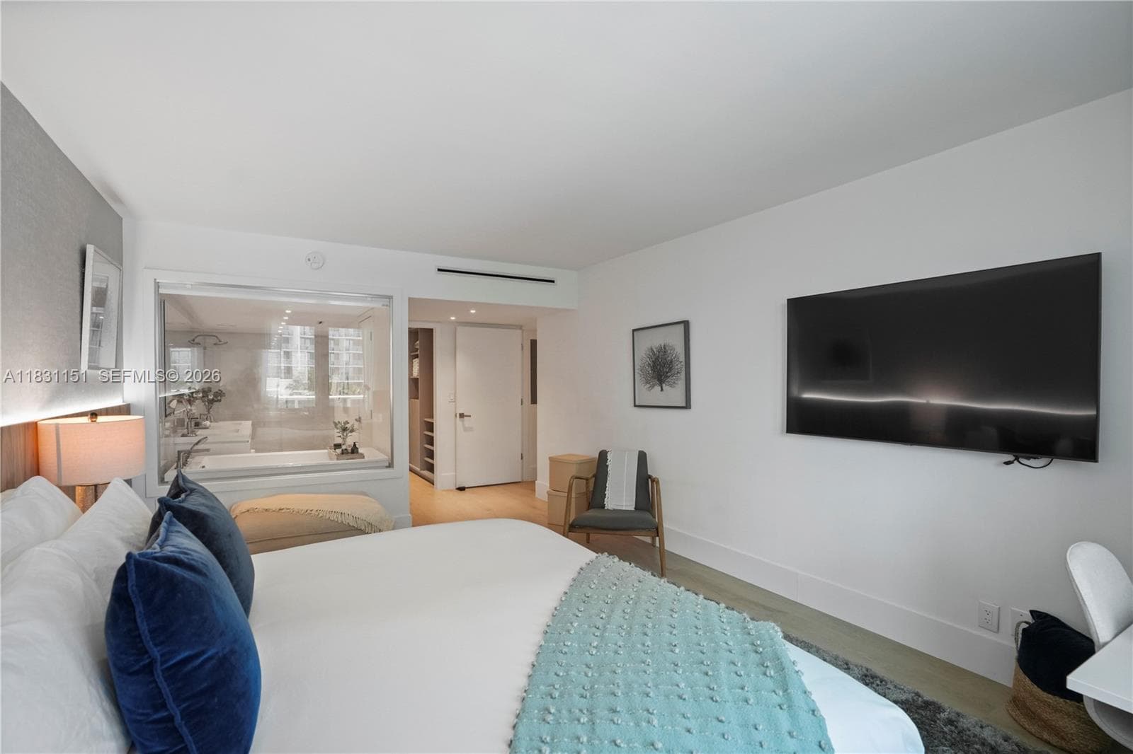 2301 Collins Ave # 407, Miami Beach FL 33139 — 35