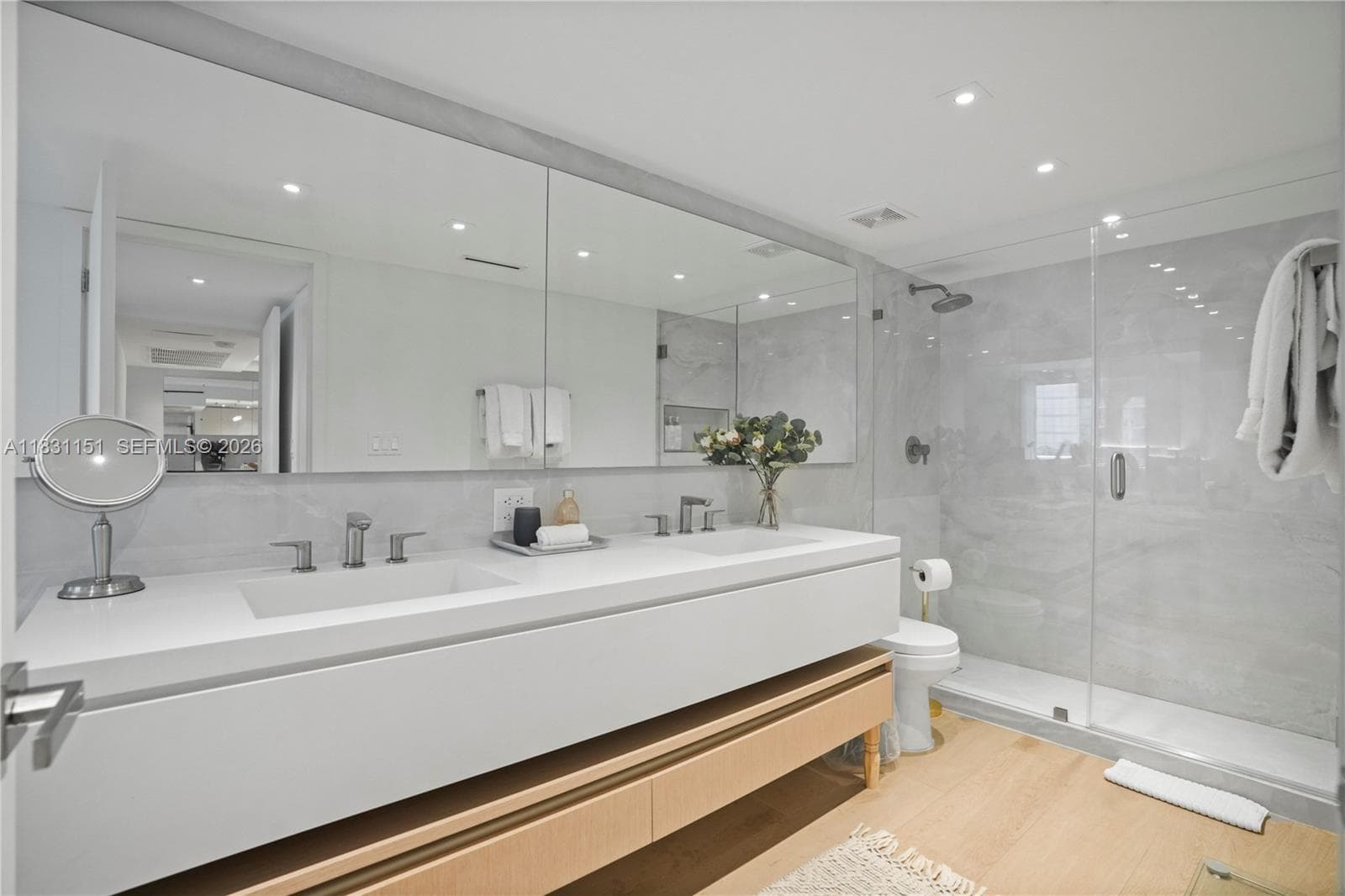 2301 Collins Ave # 407, Miami Beach FL 33139 — 29