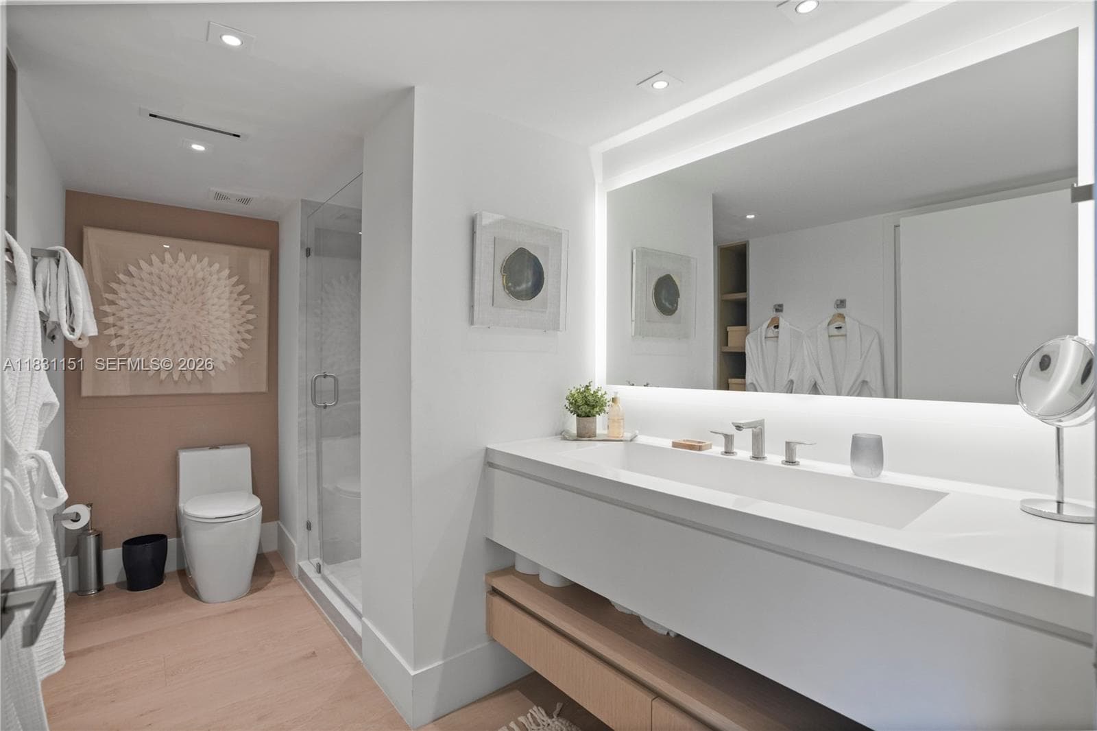 2301 Collins Ave # 407, Miami Beach FL 33139 — 25