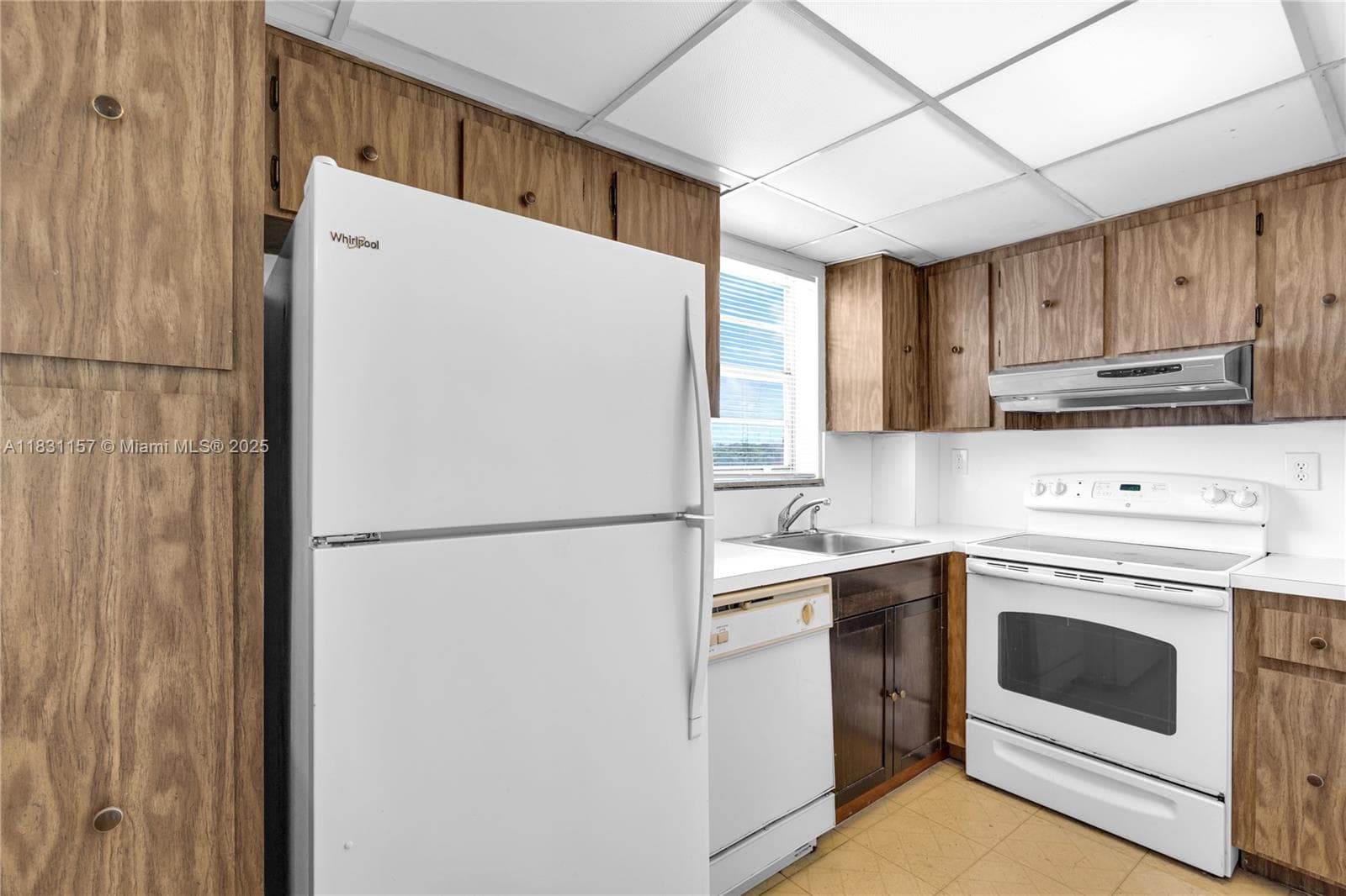 8895 Fontainebleau Blvd # 301, Miami FL 33172 — 12