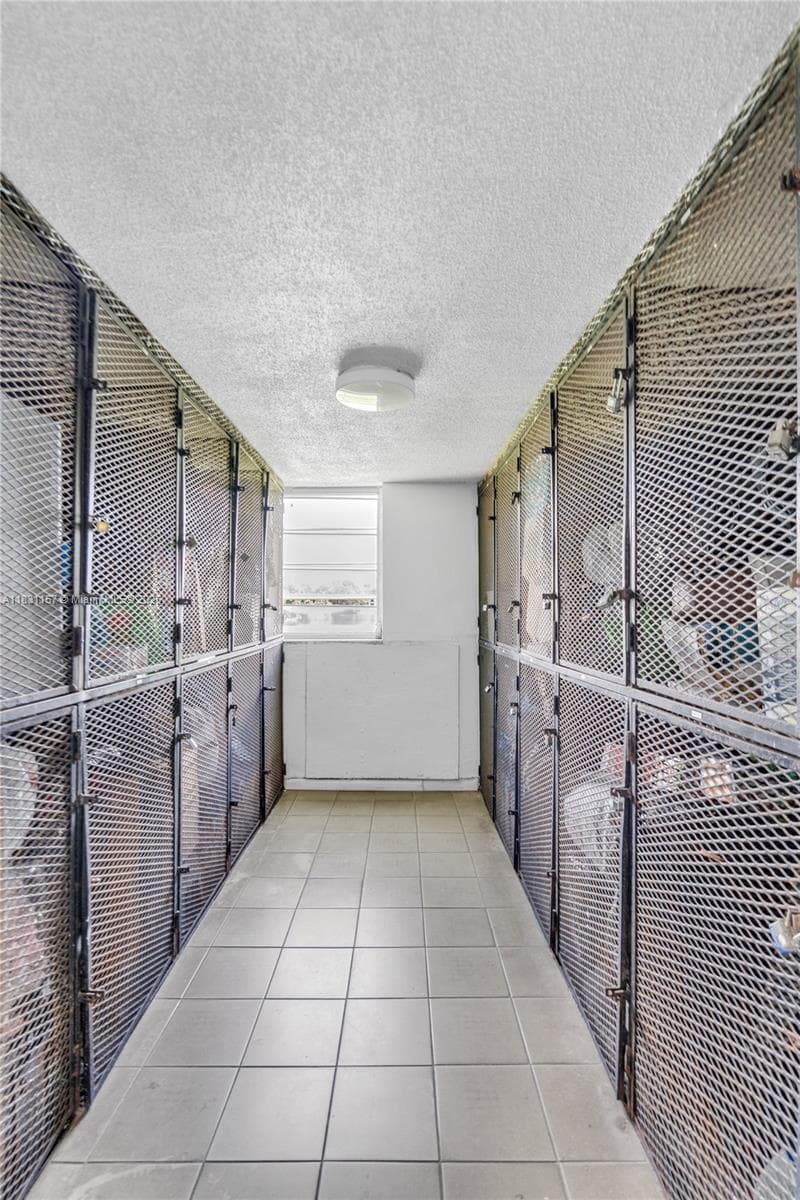 8895 Fontainebleau Blvd # 301, Miami FL 33172 — 22
