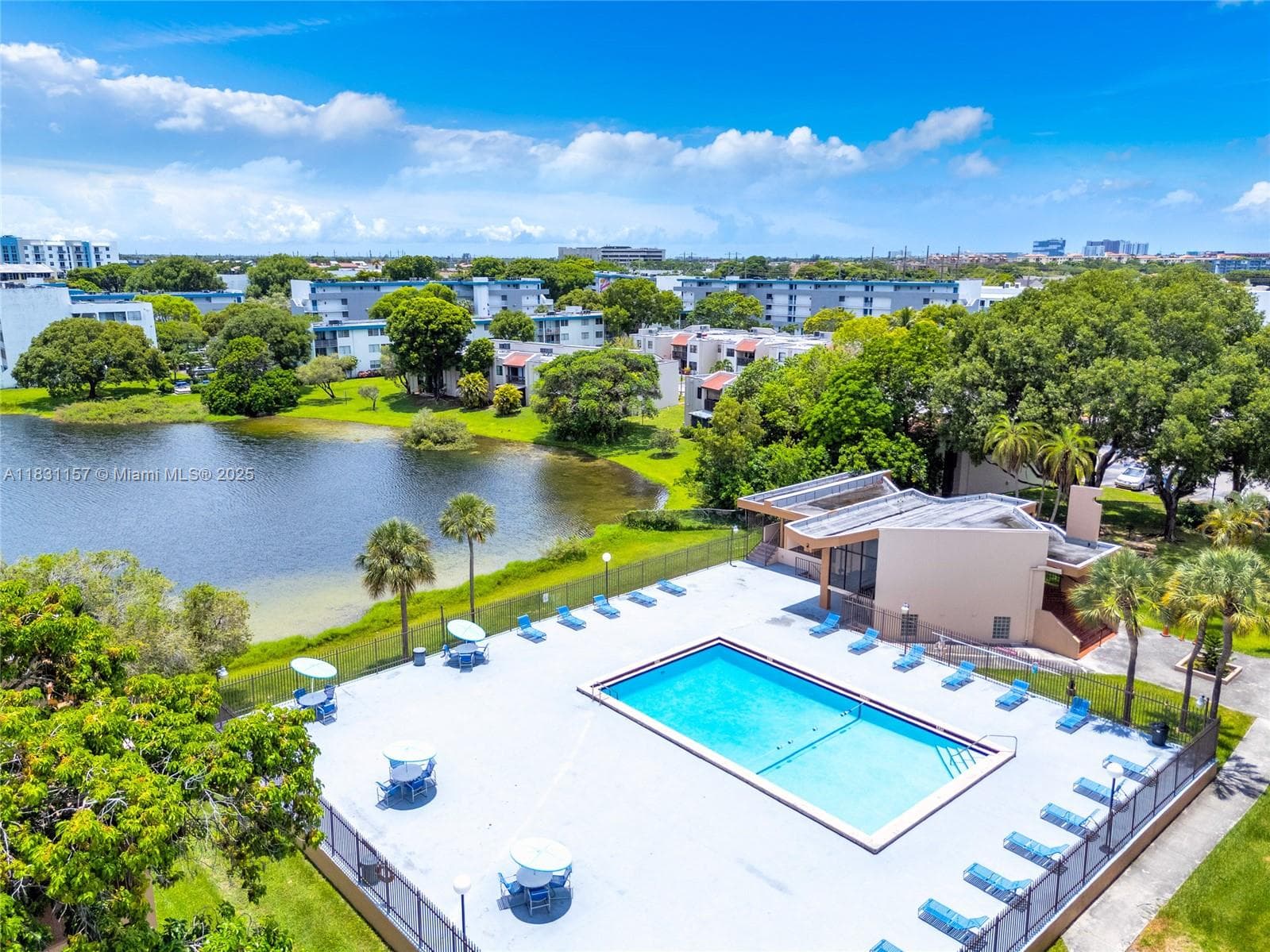 8895 Fontainebleau Blvd # 301, Miami FL 33172 — 24