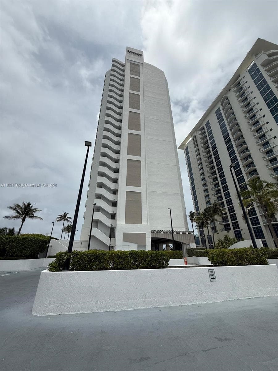 17375 Collins Ave # 702, Sunny Isles Beach FL 33160 — 19