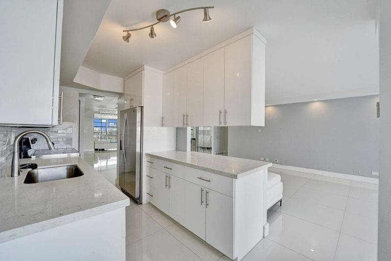 301 174th Street # 1401, Sunny Isles Beach FL 33160 — 10