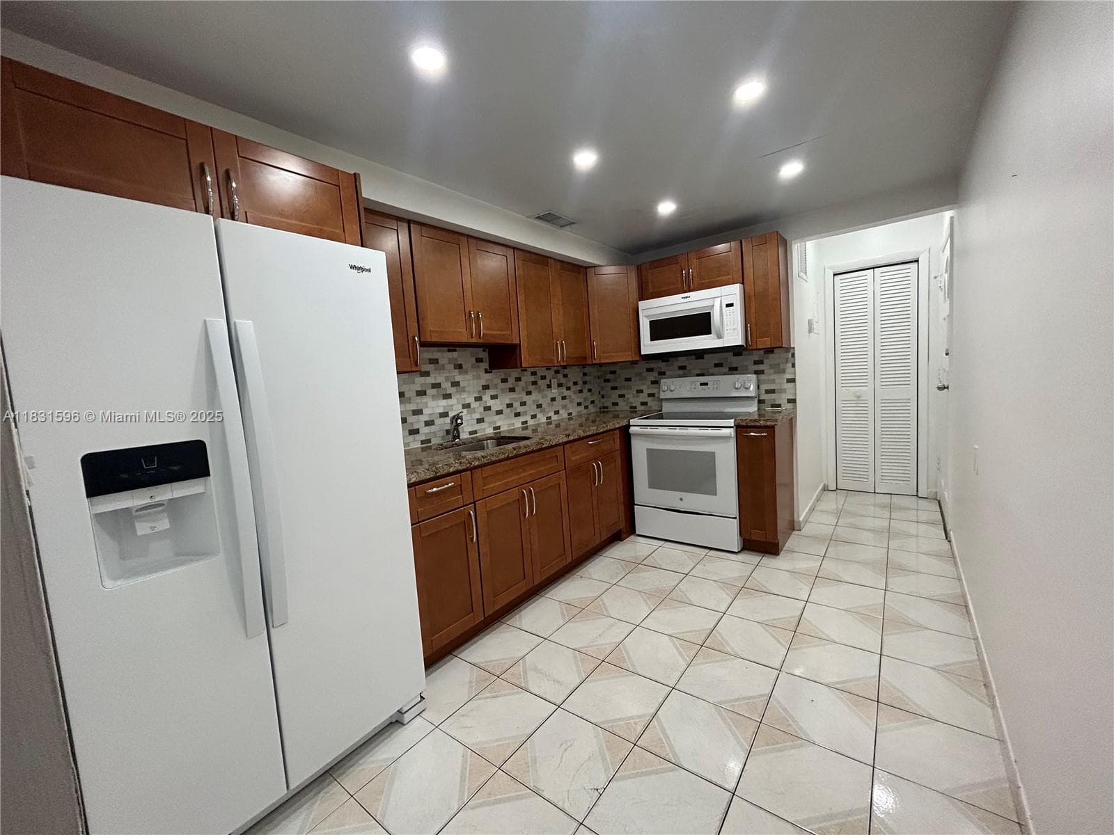 1020 94th St # 202, Bay Harbor Islands FL 33154 — 2