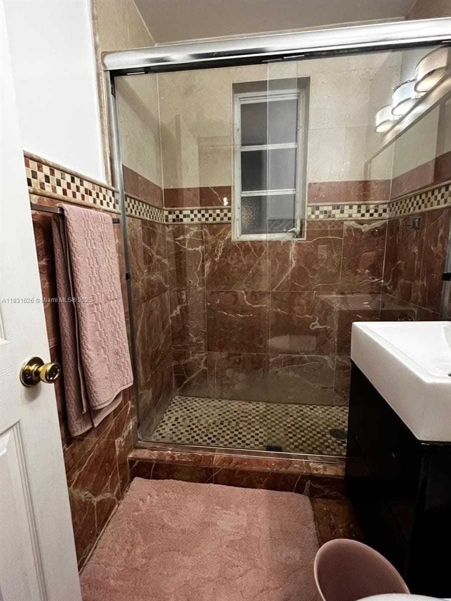 1227 Euclid Ave # 6, Miami Beach FL 33139 — 5