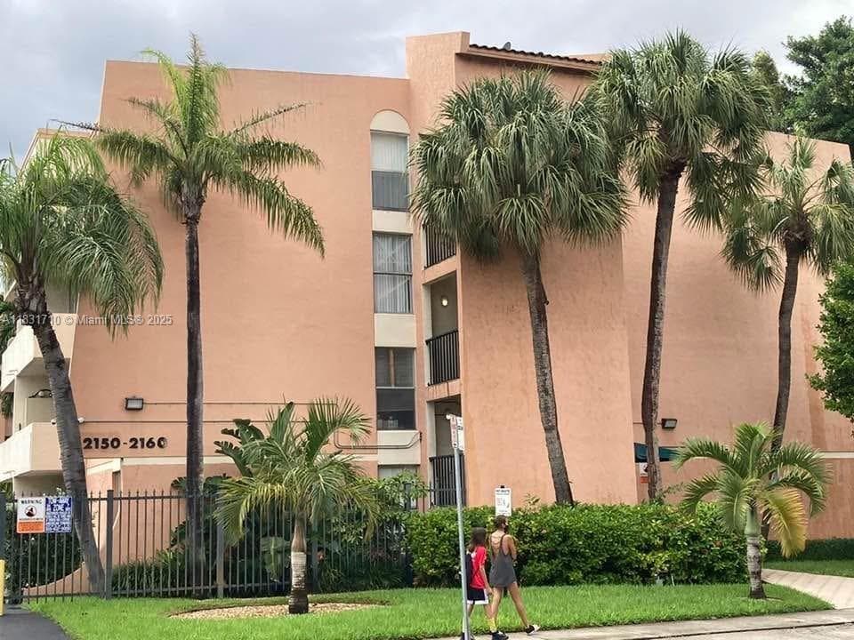 2160 SW 16th Ave # 421, Miami FL 33145 — 2