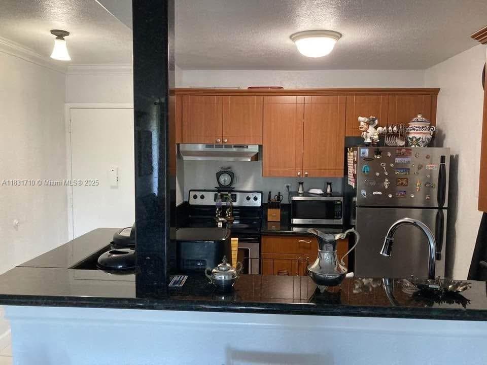 2160 SW 16th Ave # 421, Miami FL 33145 — 6