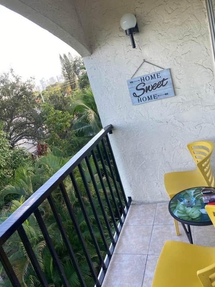 2160 SW 16th Ave # 421, Miami FL 33145 — 17