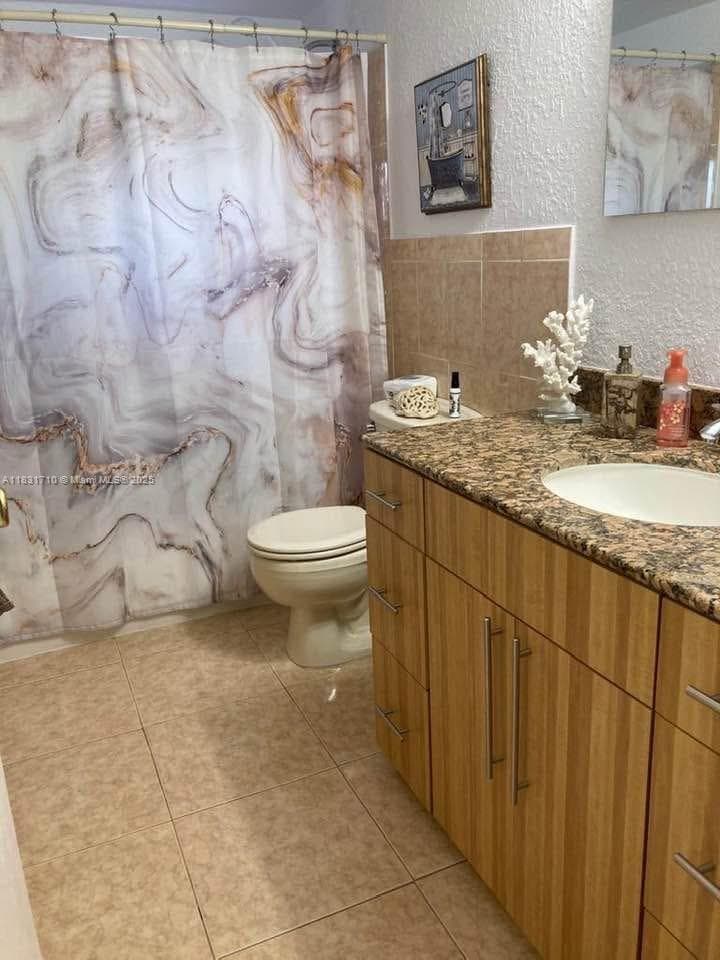 2160 SW 16th Ave # 421, Miami FL 33145 — 16