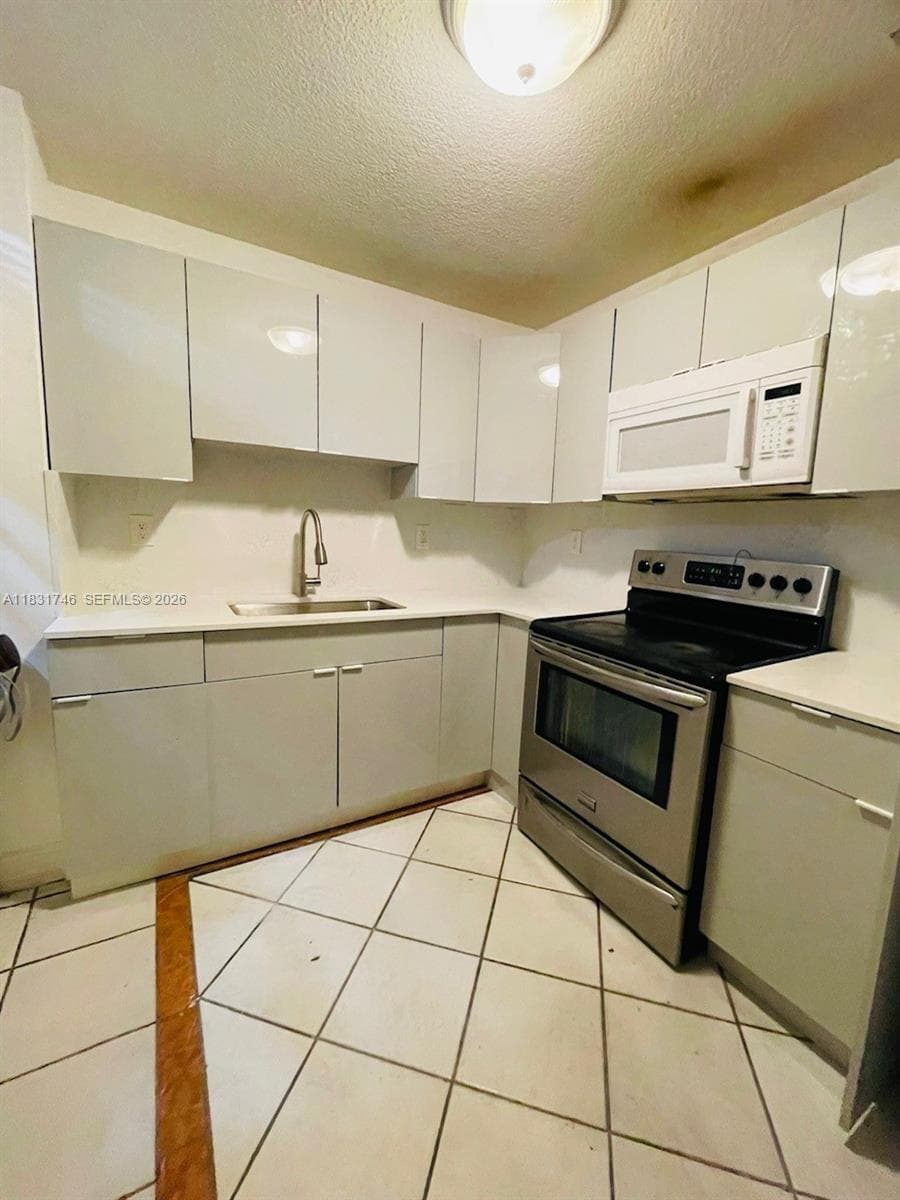 1236 SW 4th St, Miami FL 33135 — 20