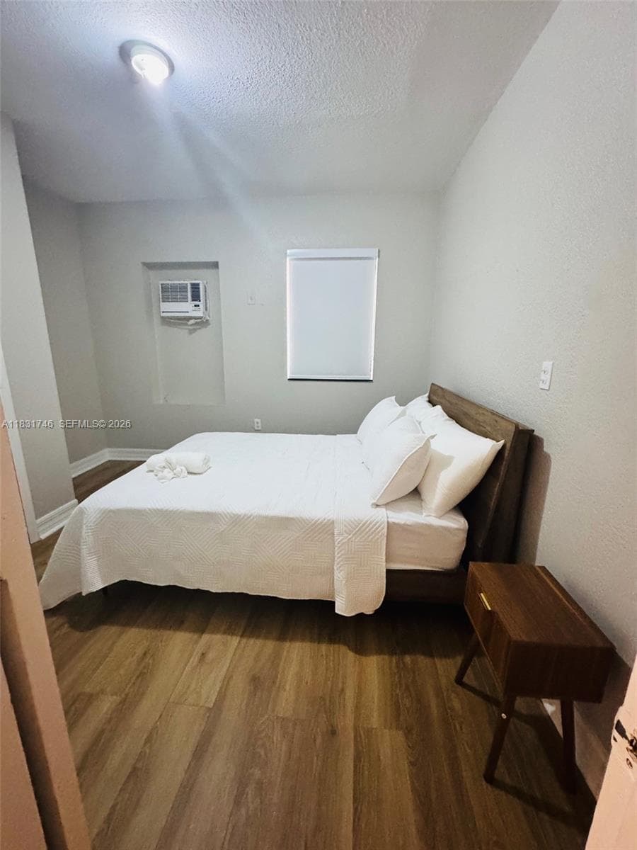 1236 SW 4th St, Miami FL 33135 — 41