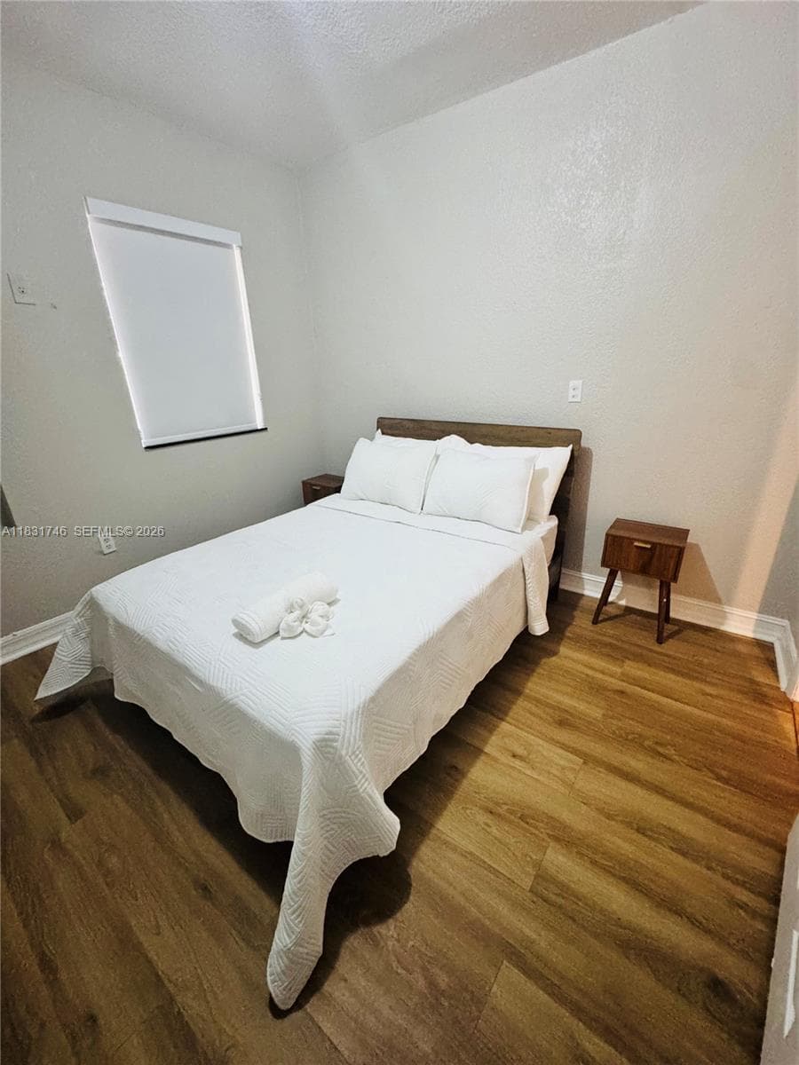1236 SW 4th St, Miami FL 33135 — 35