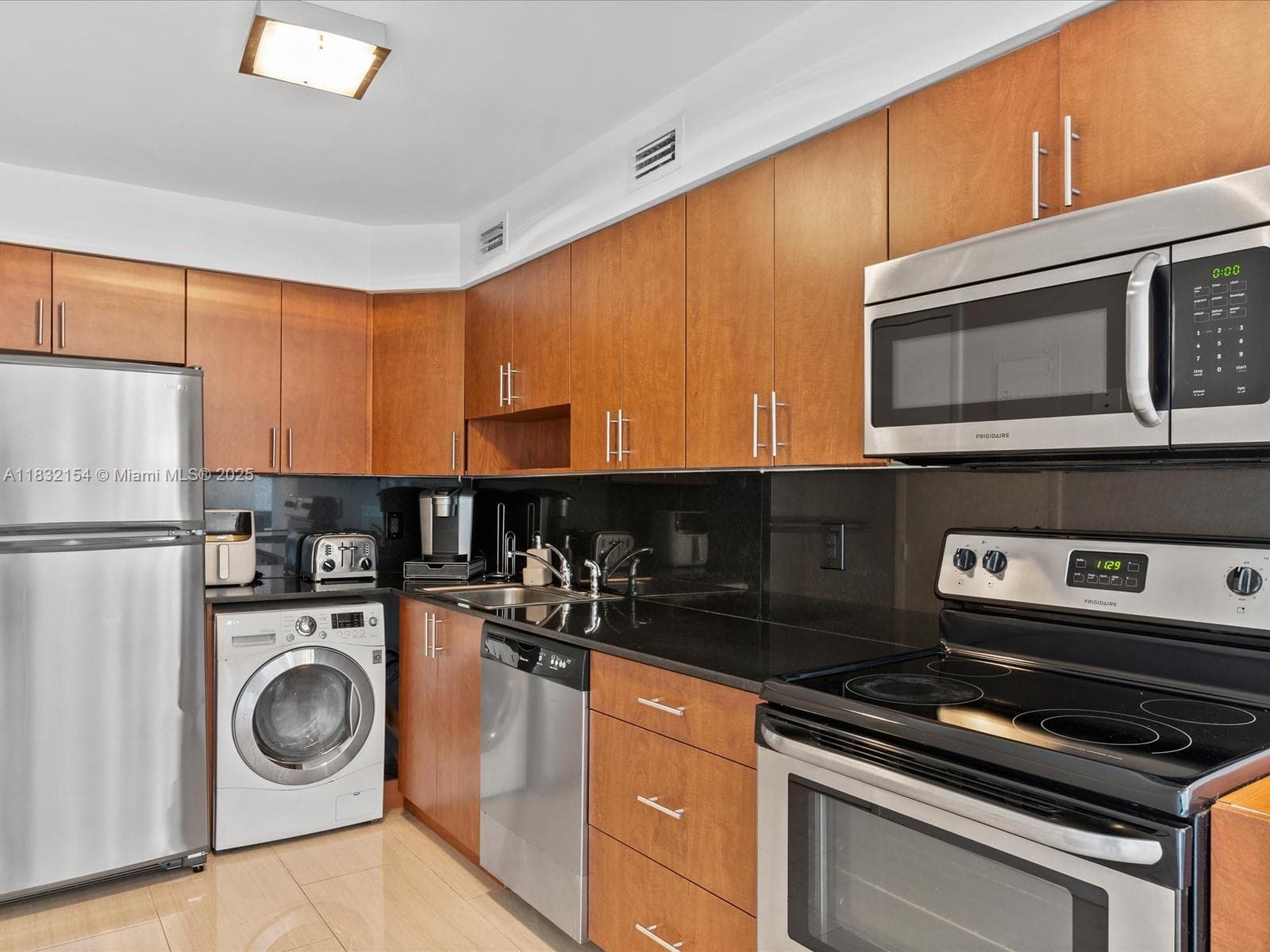6770 Indian Creek Dr # R, Miami Beach FL 33141 — 8