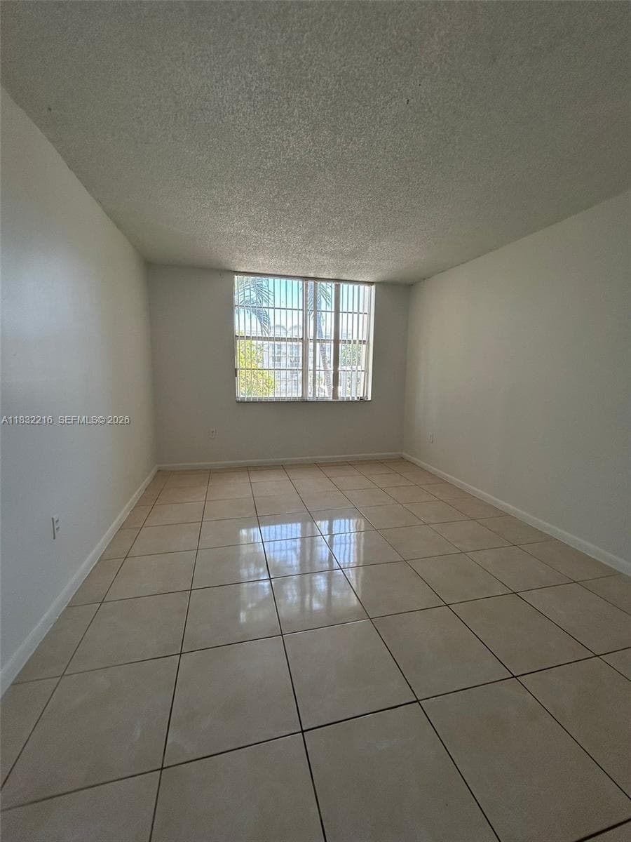 496 NW 165th St Rd # 310, Miami FL 33169 — 9