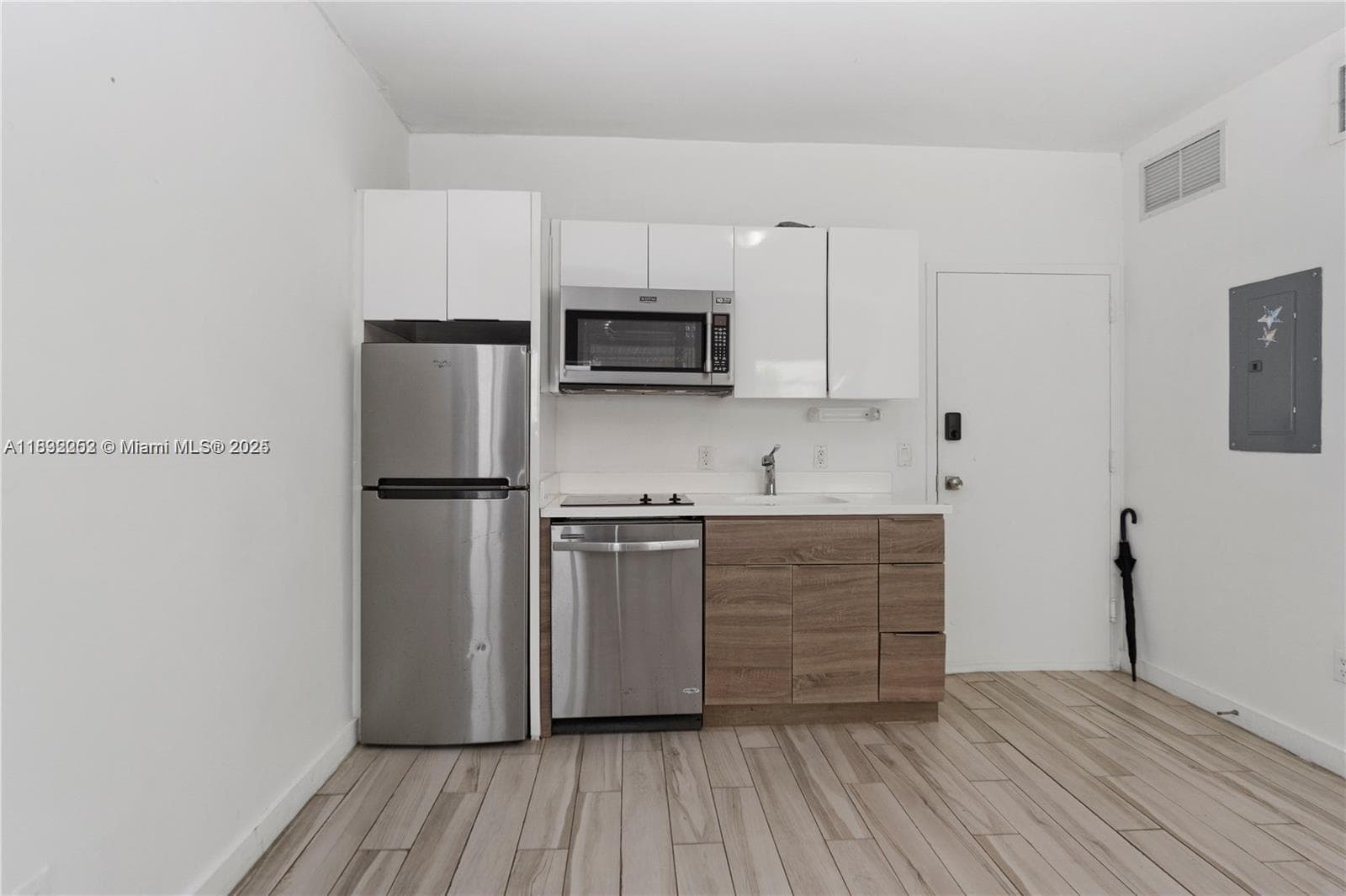 1560 Meridian Ave # 108, Miami Beach FL 33139 — 5