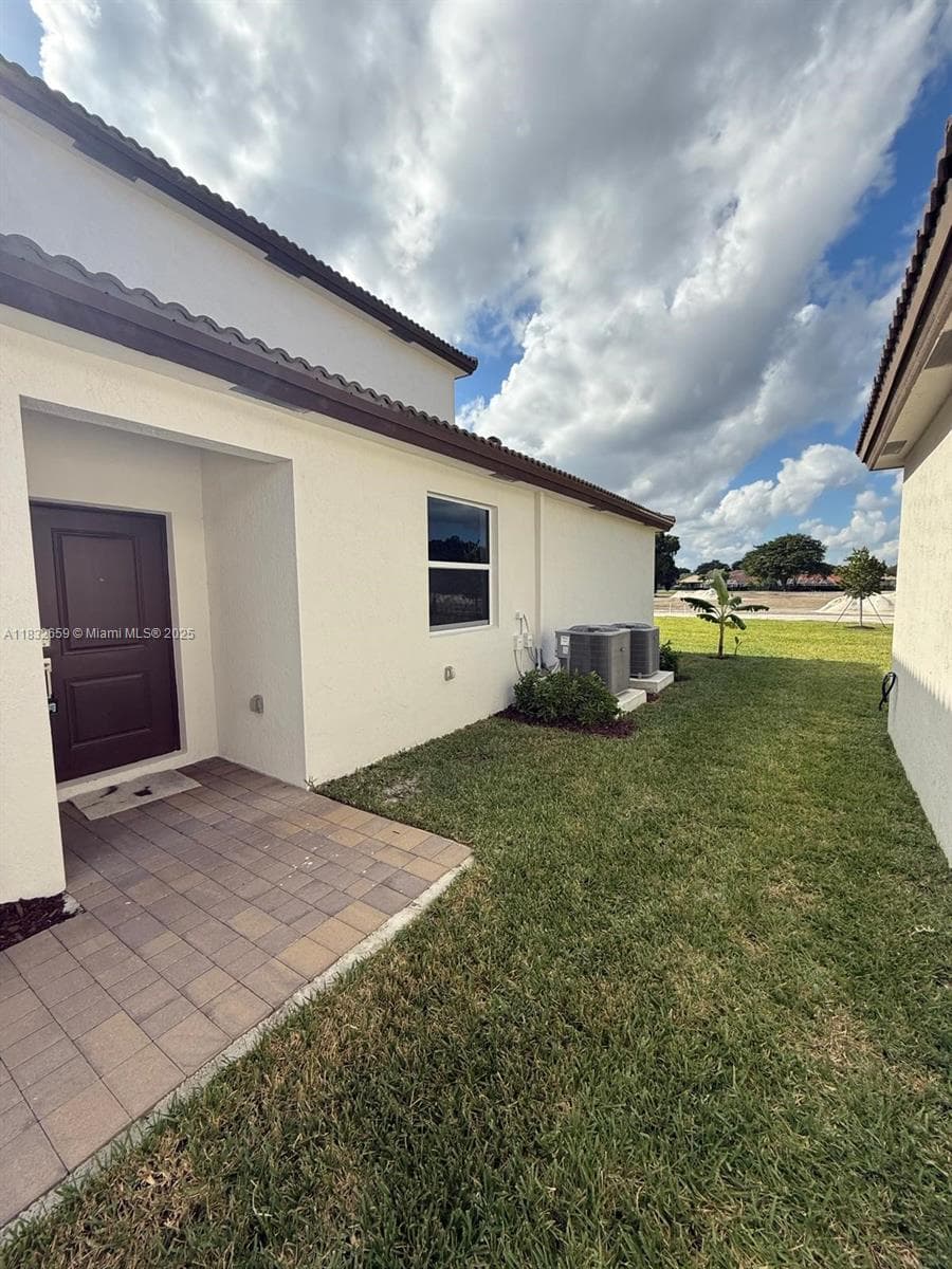 2942 SE 23rd Ave # 0, Homestead FL 33035 — 3