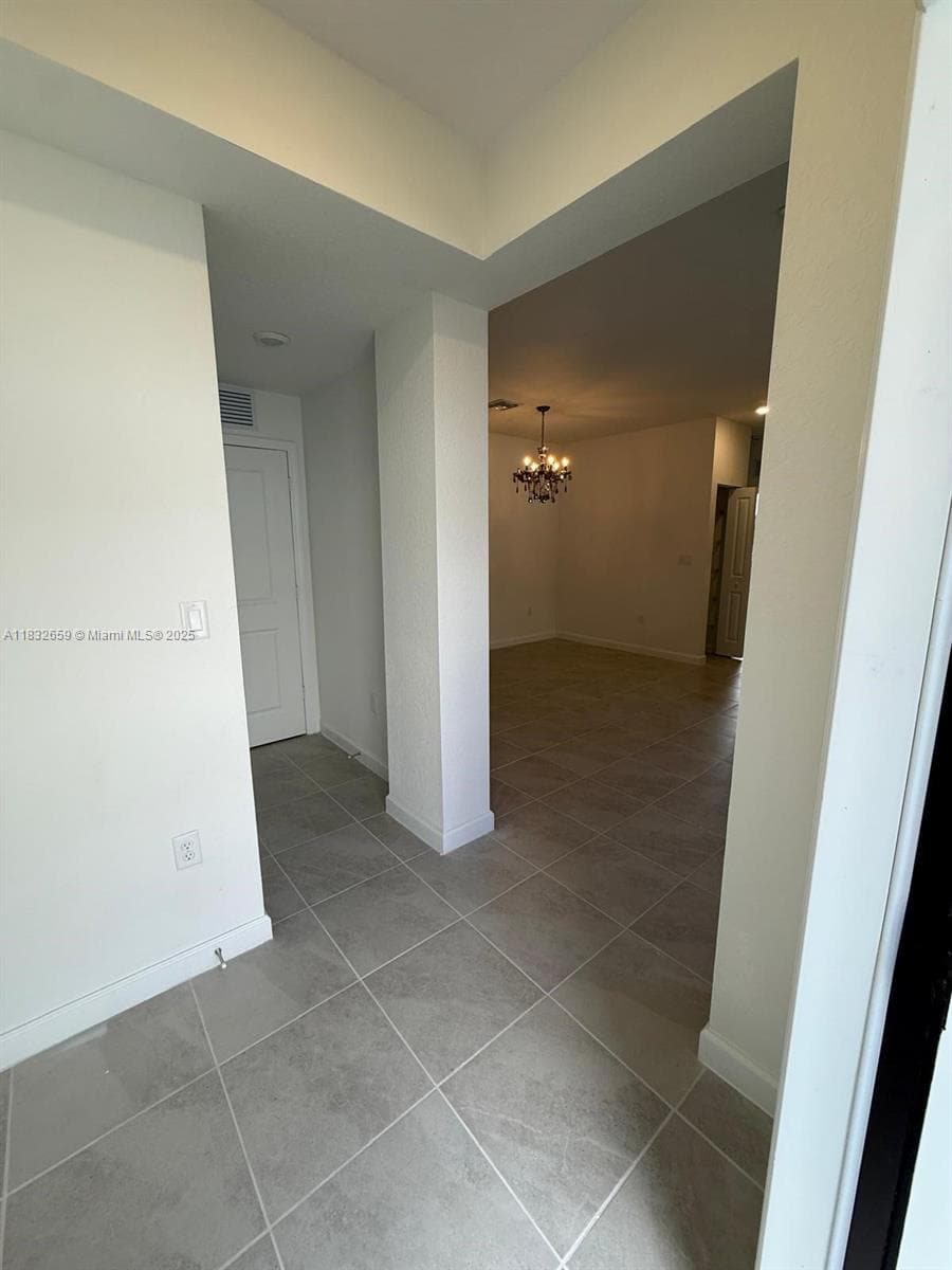 2942 SE 23rd Ave # 0, Homestead FL 33035 — 5