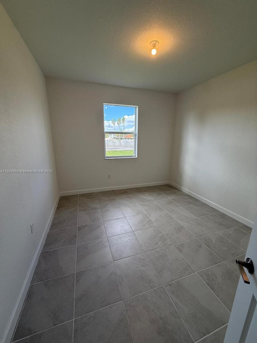 2942 SE 23rd Ave # 0, Homestead FL 33035 — 14