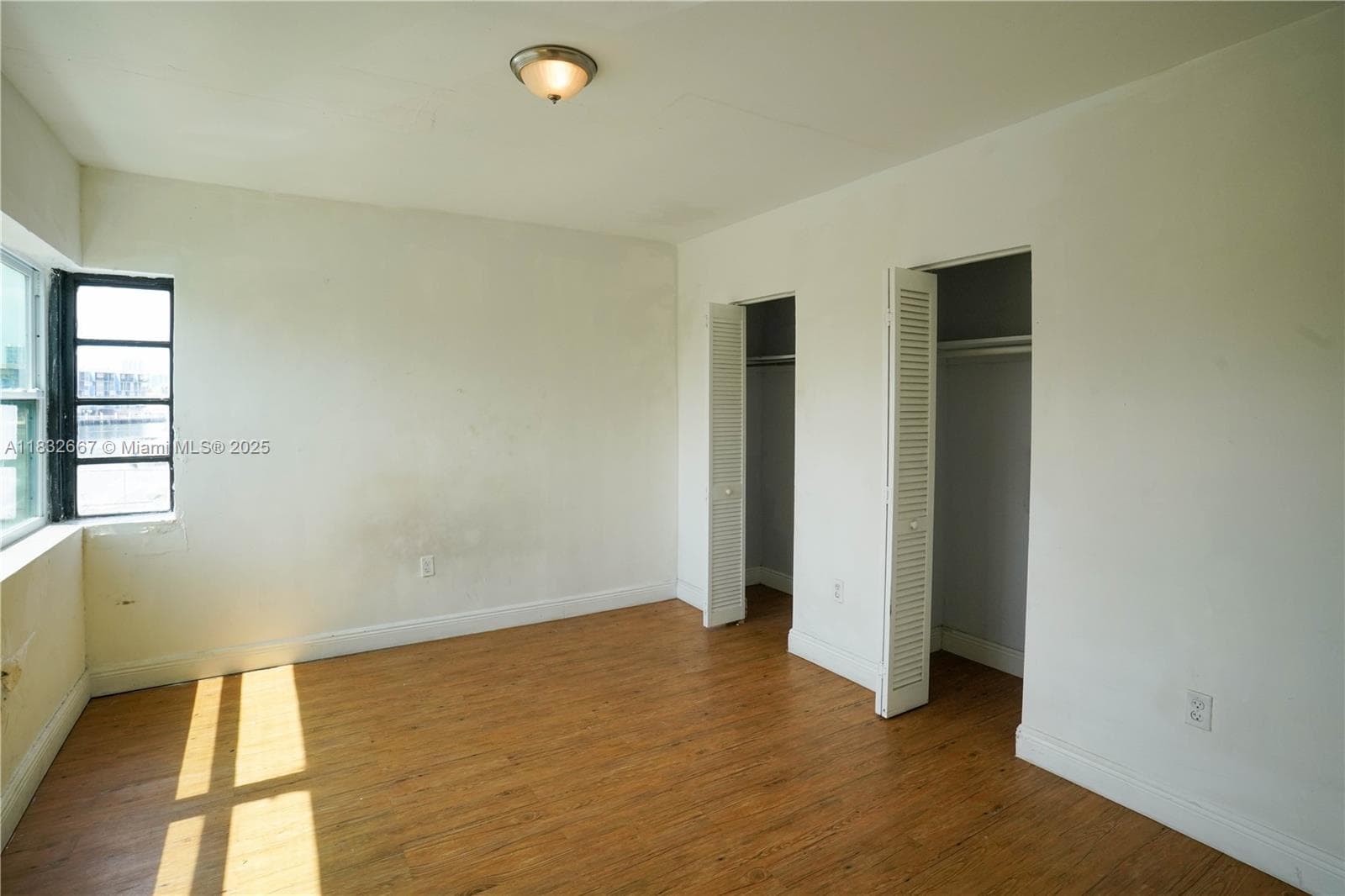 8321 Crespi Blvd, Miami Beach FL 33141 — 23