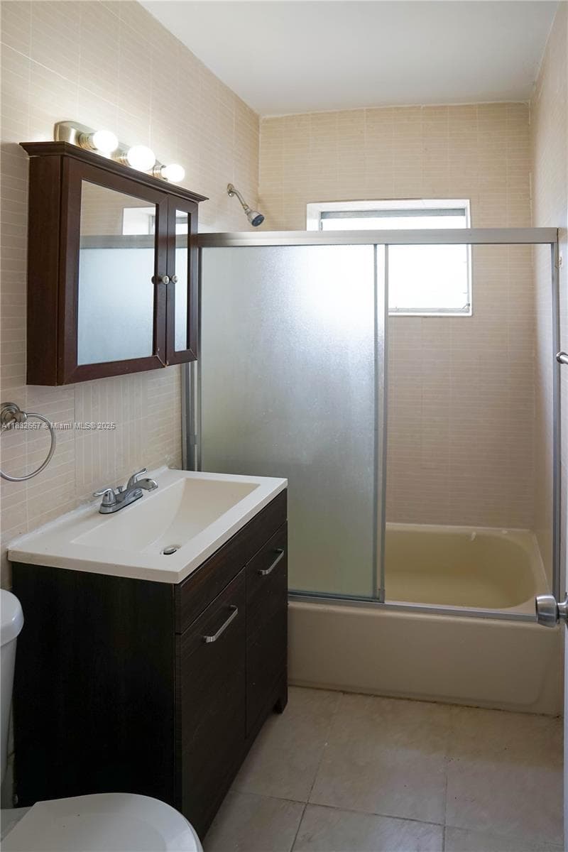 8321 Crespi Blvd, Miami Beach FL 33141 — 20
