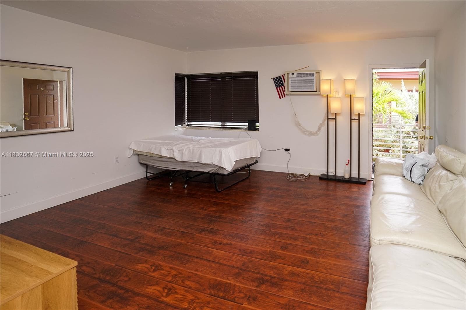 8321 Crespi Blvd, Miami Beach FL 33141 — 33