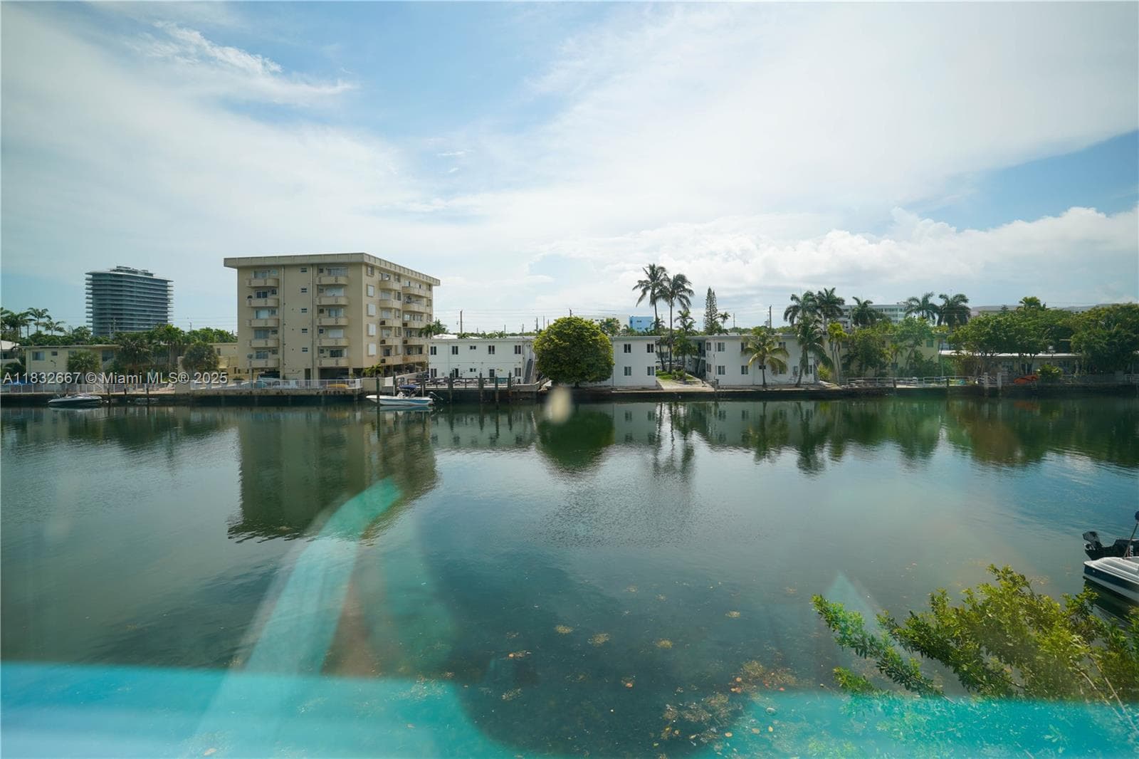 8321 Crespi Blvd, Miami Beach FL 33141 — 41