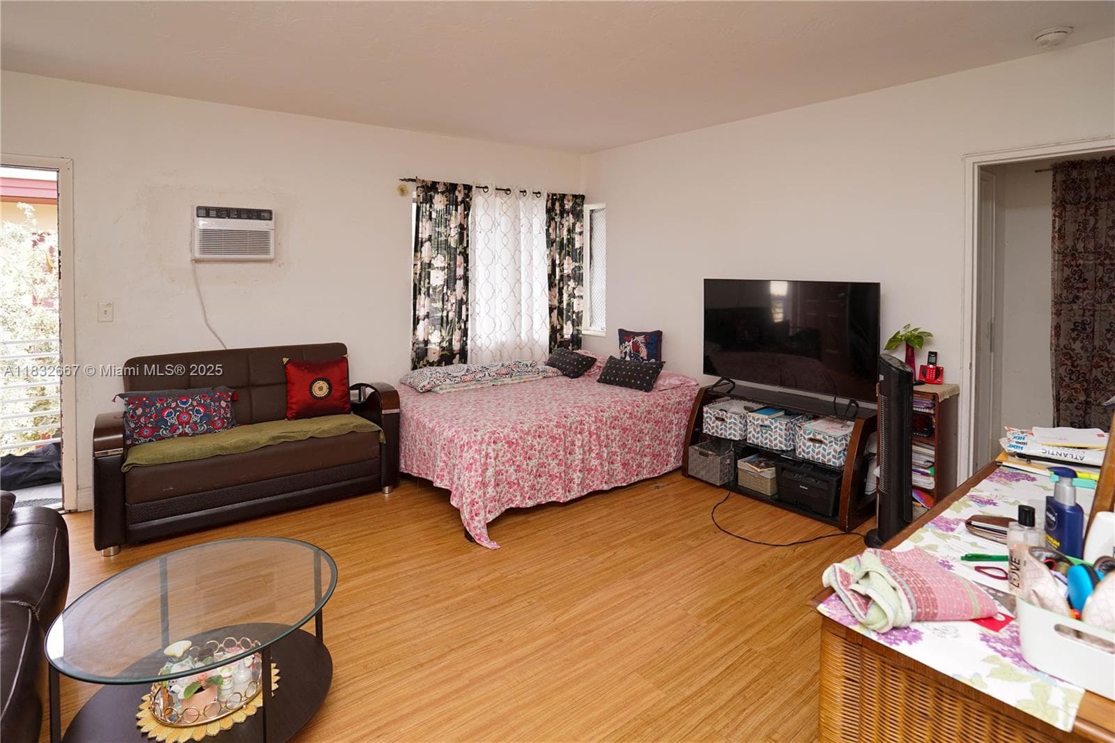 8321 Crespi Blvd, Miami Beach FL 33141 — 37