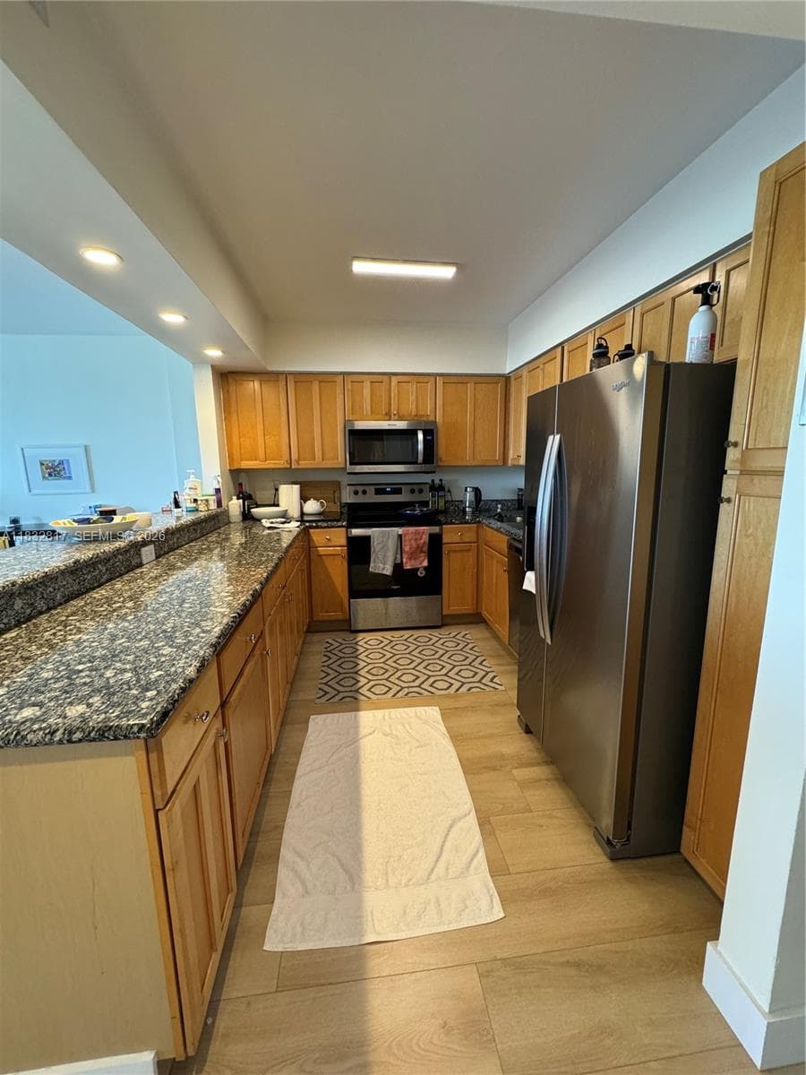 5700 Collins Ave # 6J, Miami Beach FL 33140 — 20